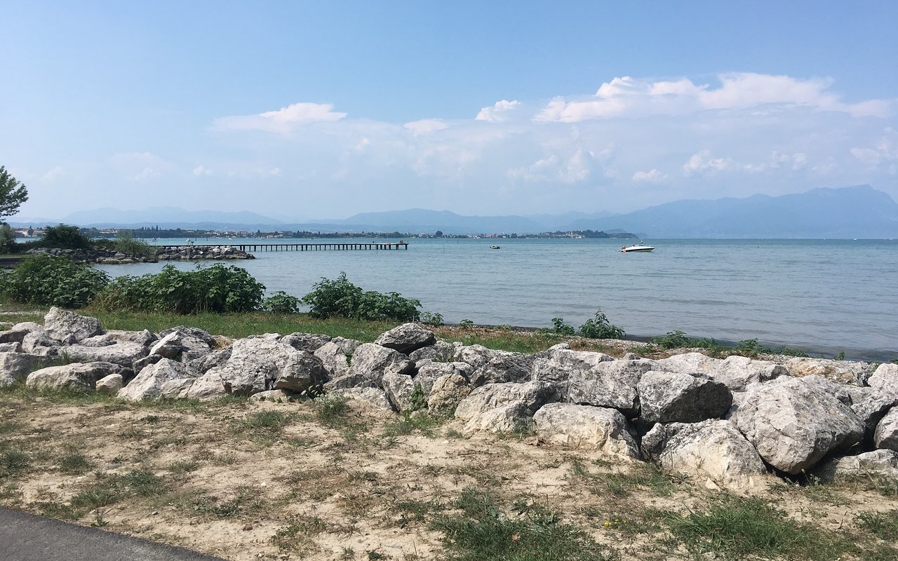 Spiaggia di Punta Grò a Sirmione